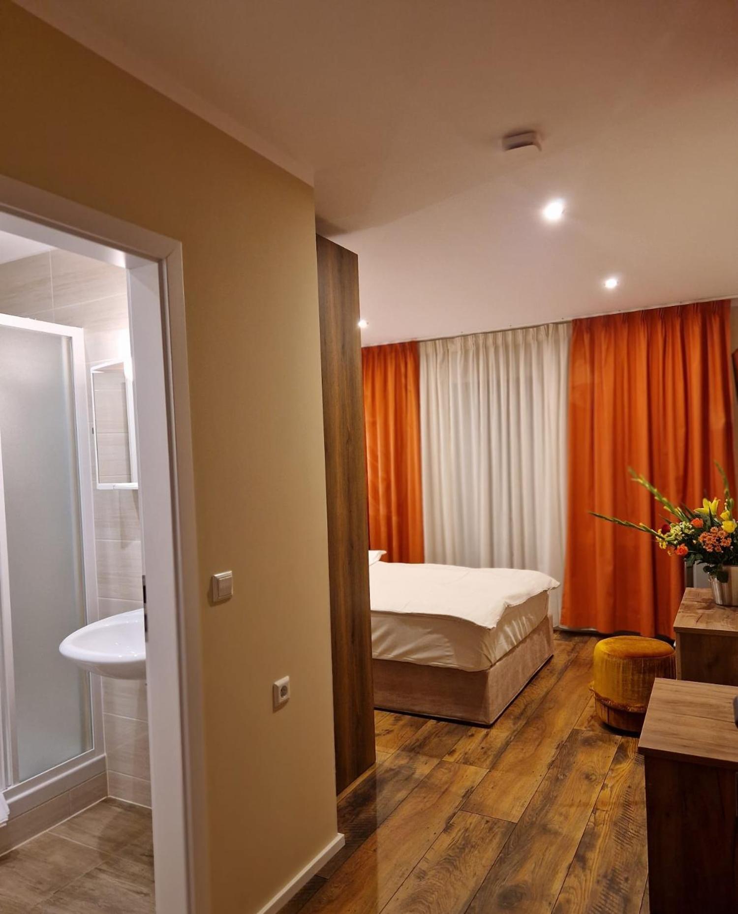 Hotel Post Nuertingen Ngoại thất bức ảnh